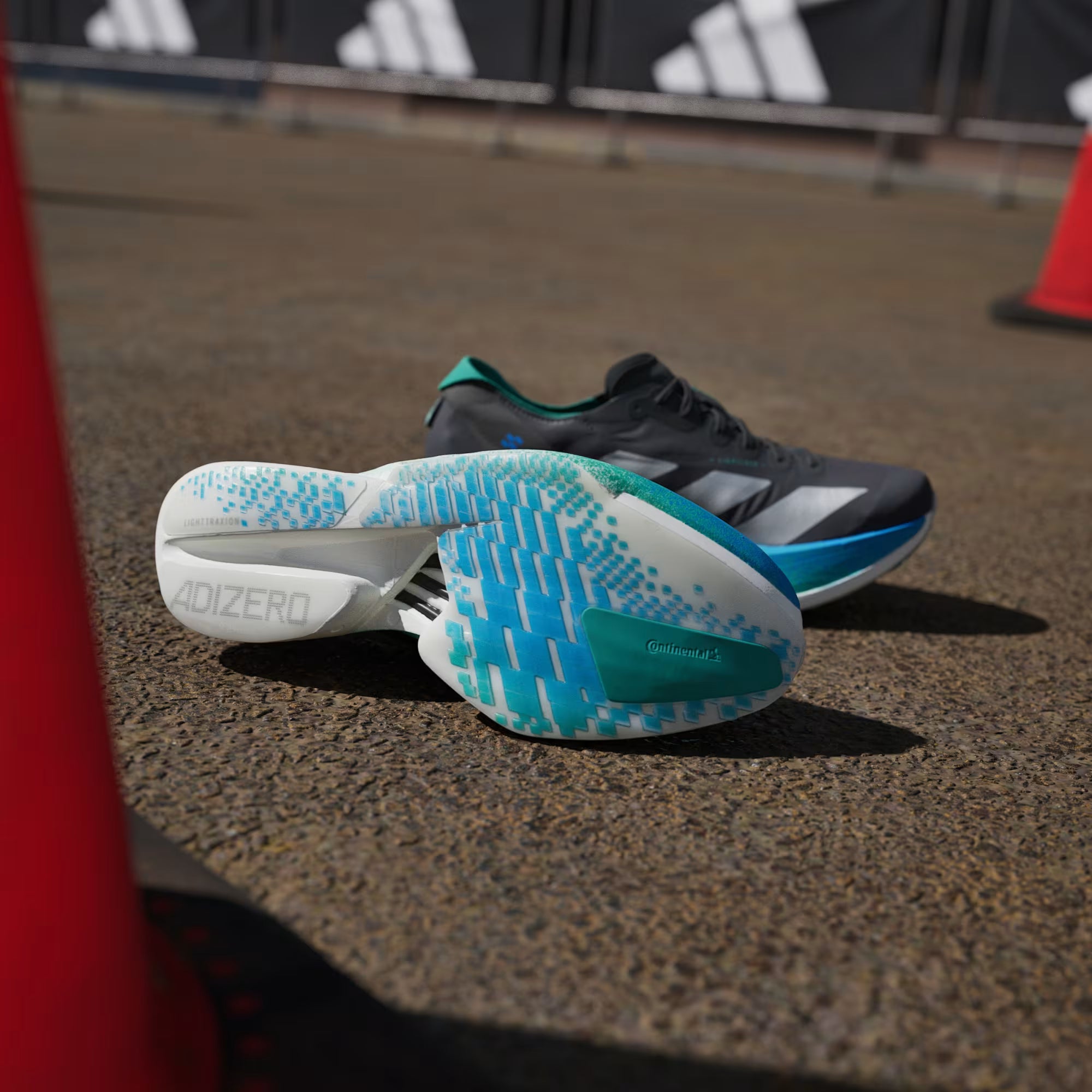 Adidas Adizero Adios Pro 4 'Cloud White/Pure Teal/Carbon'