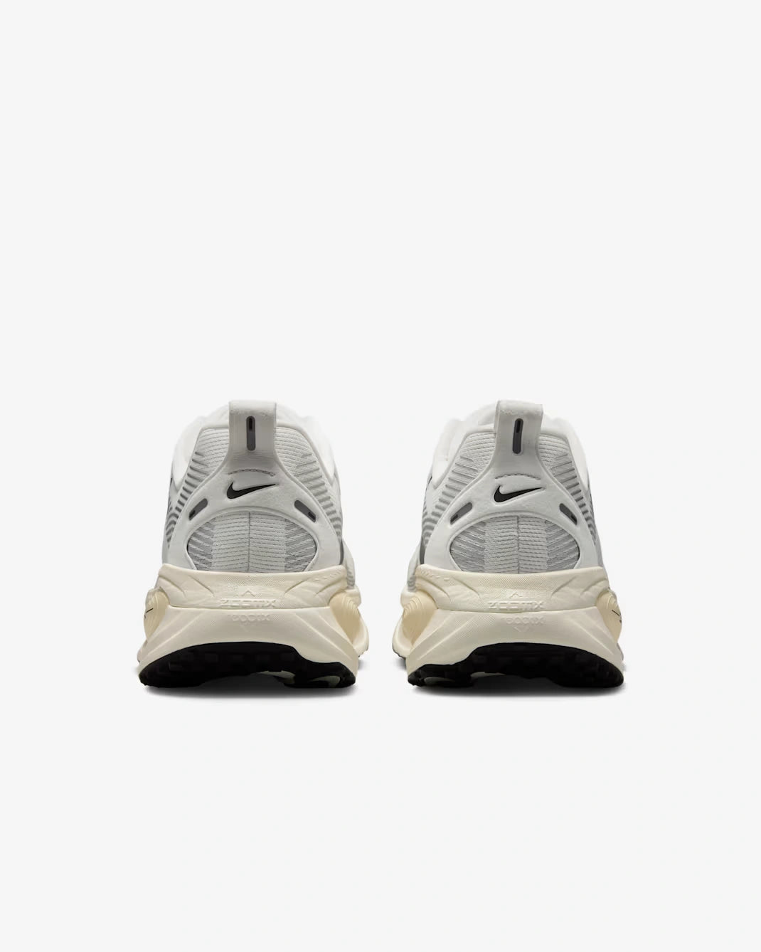 Nike Vomero 18 'Summit White/Coconut Milk/Coconut Milk/Black'