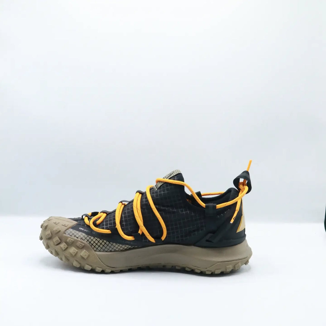 Nike ACG Mountain Fly Low 'Fossil Stone/Black'
