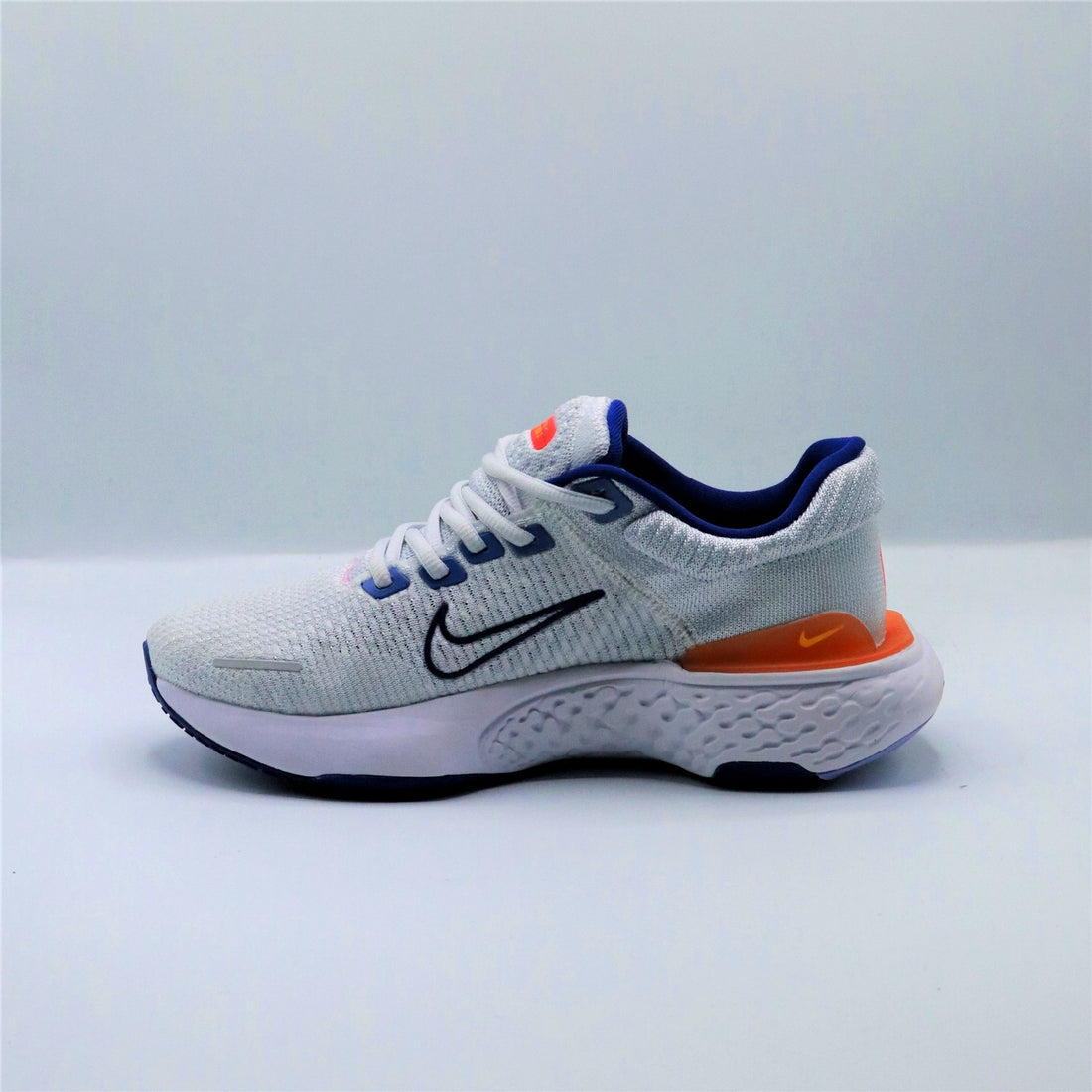 Nike ZoomX Invincible Run Flyknit 2 'Grey'