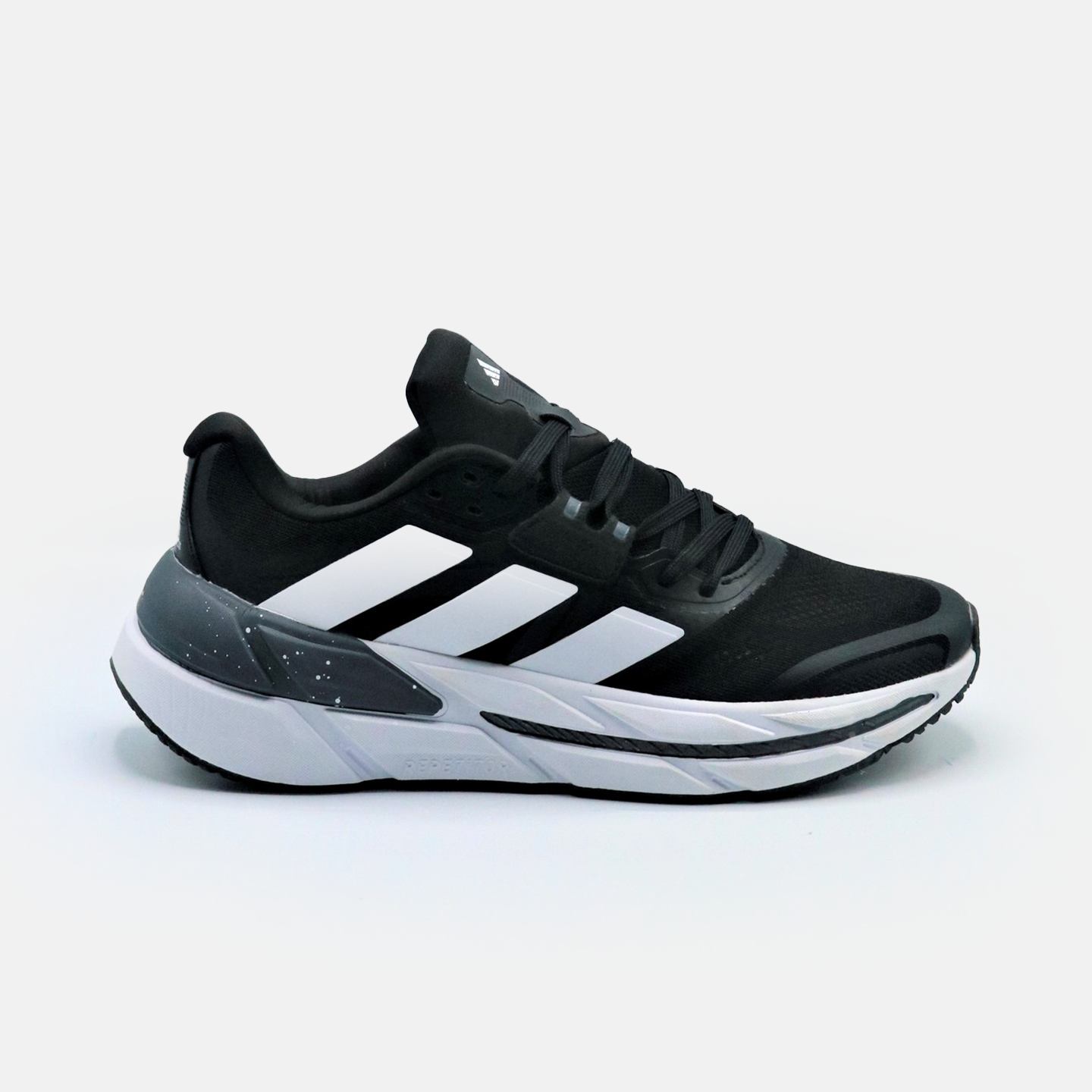 Adistar CS 'Black/White'