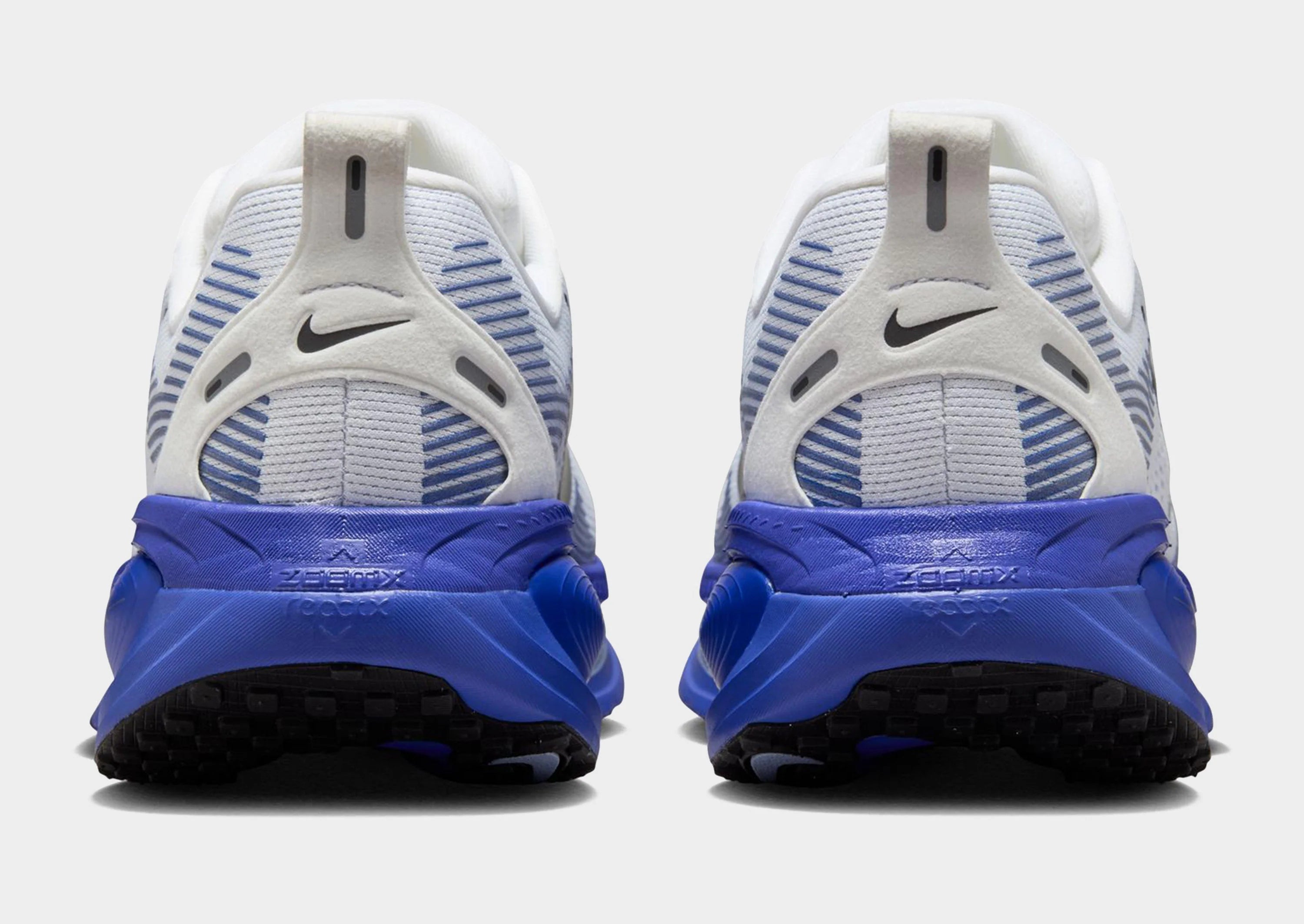 Nike Vomero 18 'White/Black/Blue/Marine'